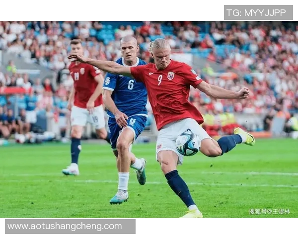 足球明星埃沃洛的传奇之路与他对足球的热爱与奉献 足球明星埃沃洛的传奇之路与他对足球的热爱与奉献